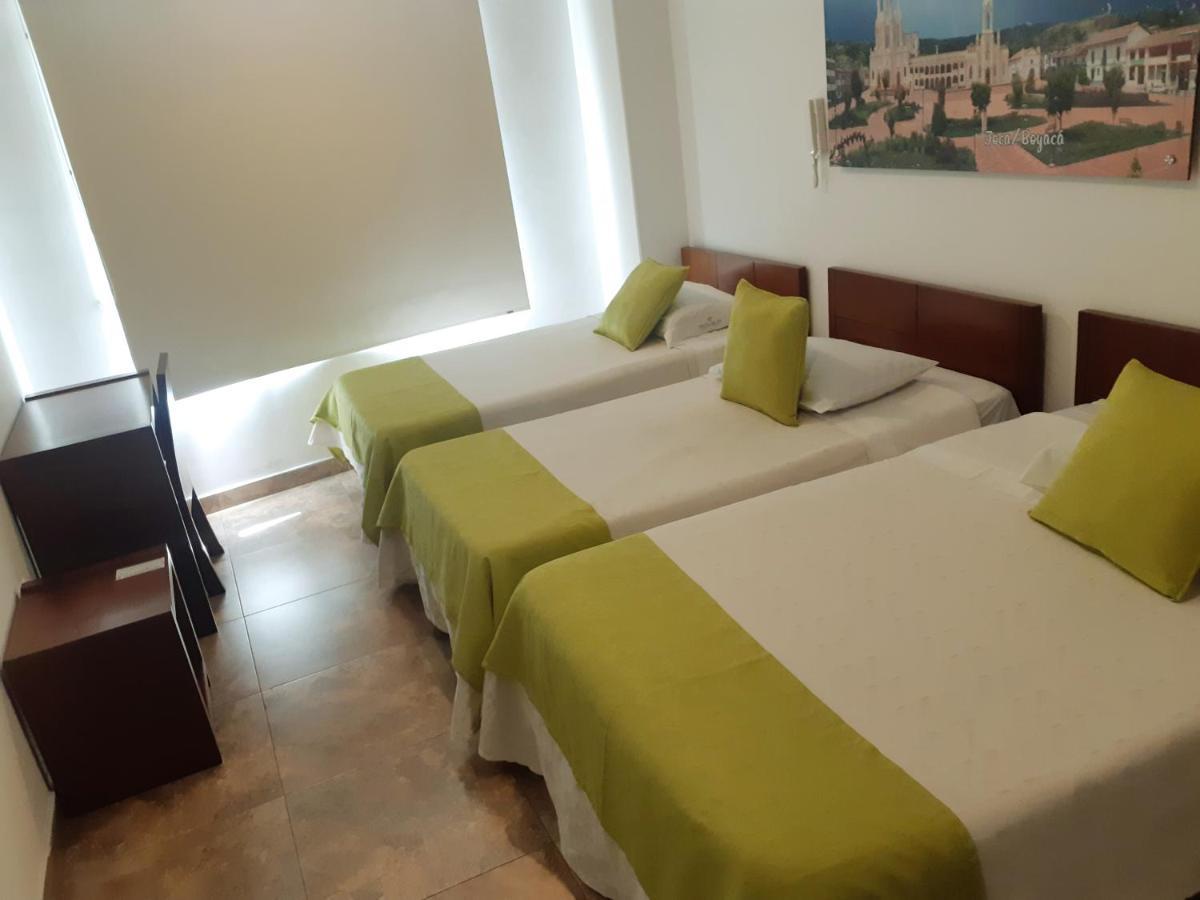 Hotel Milan ดุยตามา ภายนอก รูปภาพ